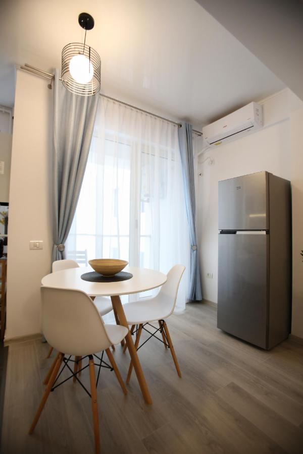 Năvodari Premium Studios Mamaia Nord - Marea La 50M מראה חיצוני תמונה