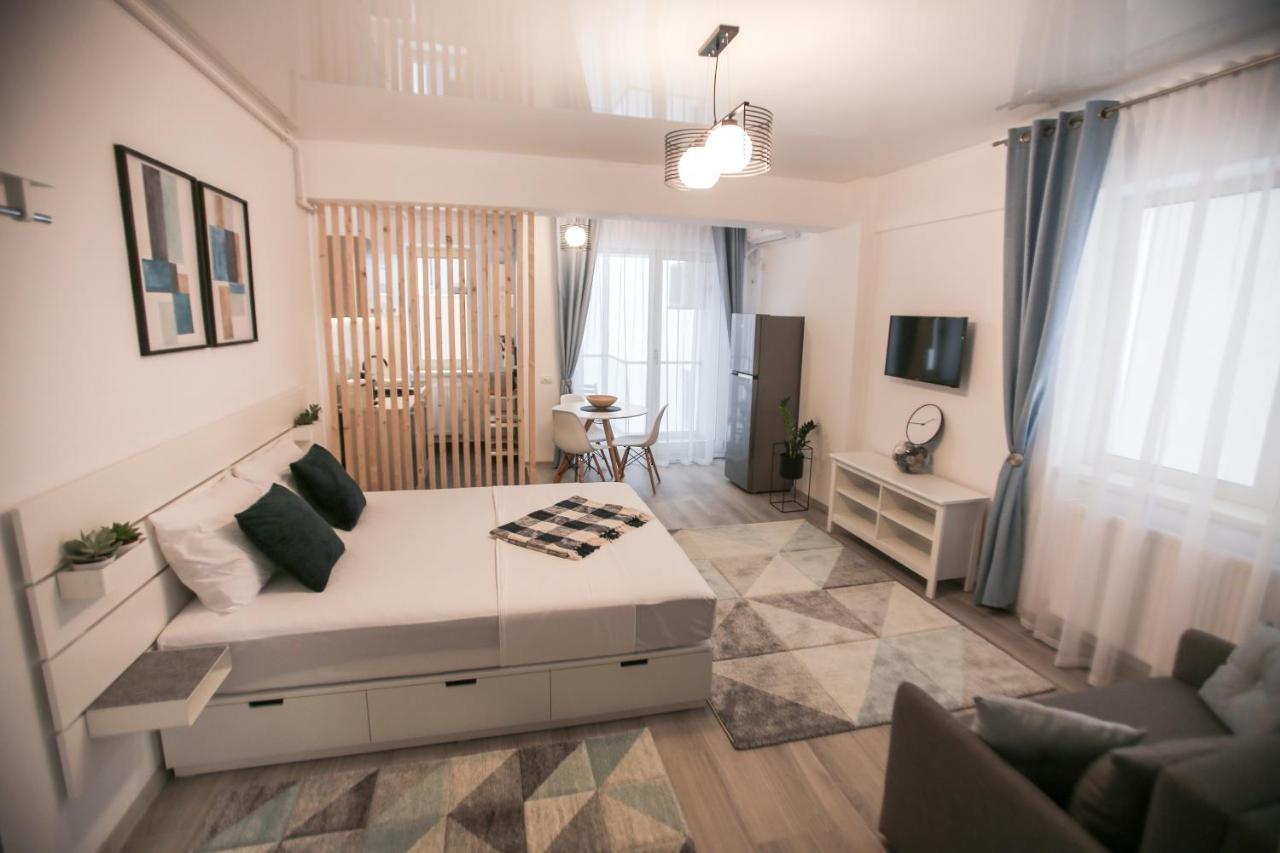 Năvodari Premium Studios Mamaia Nord - Marea La 50M מראה חיצוני תמונה