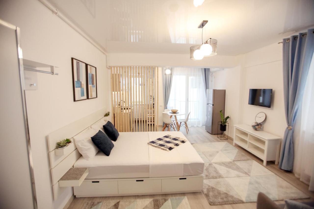 Năvodari Premium Studios Mamaia Nord - Marea La 50M מראה חיצוני תמונה
